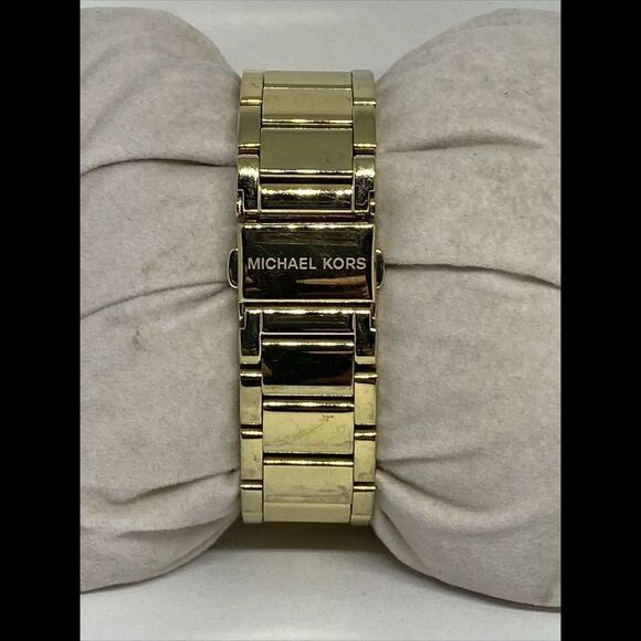 Michael Kors Parker MK5701 Women's Gold Stainless Steel Analog Dial Watch MP891 - Picture 6 of 12